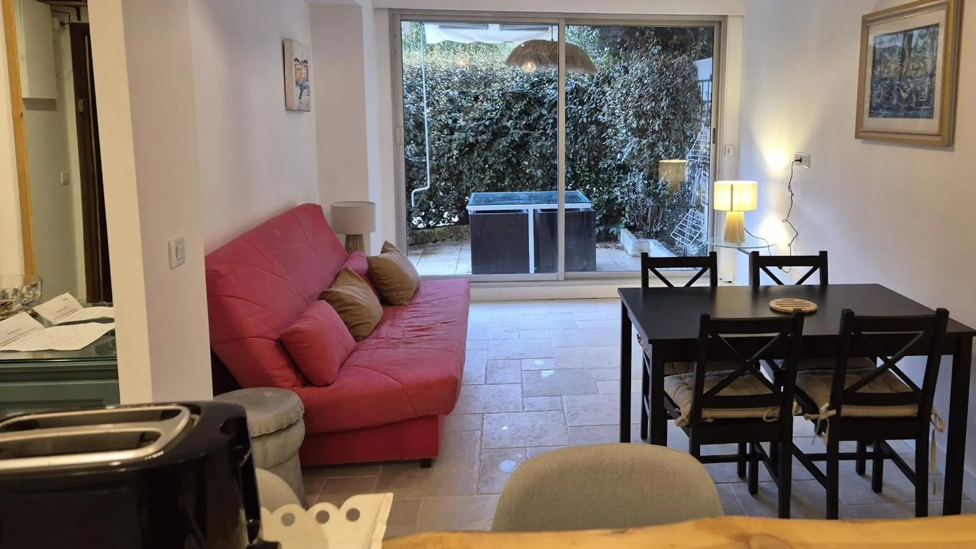 Charming 42M With Terrace In The City Center Saint-Tropez Apartman